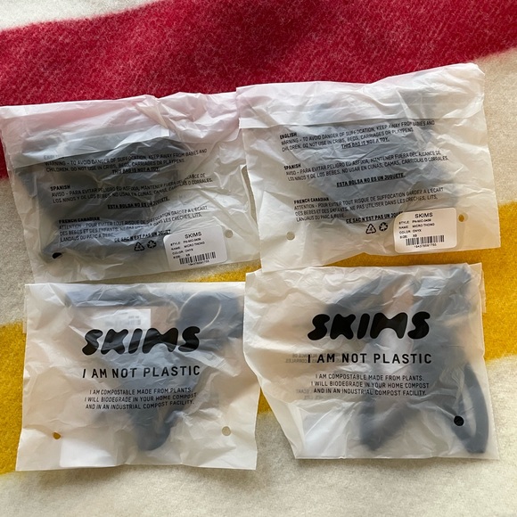 Skims Fits Everybody Micro Thong - Picture 6 of 6